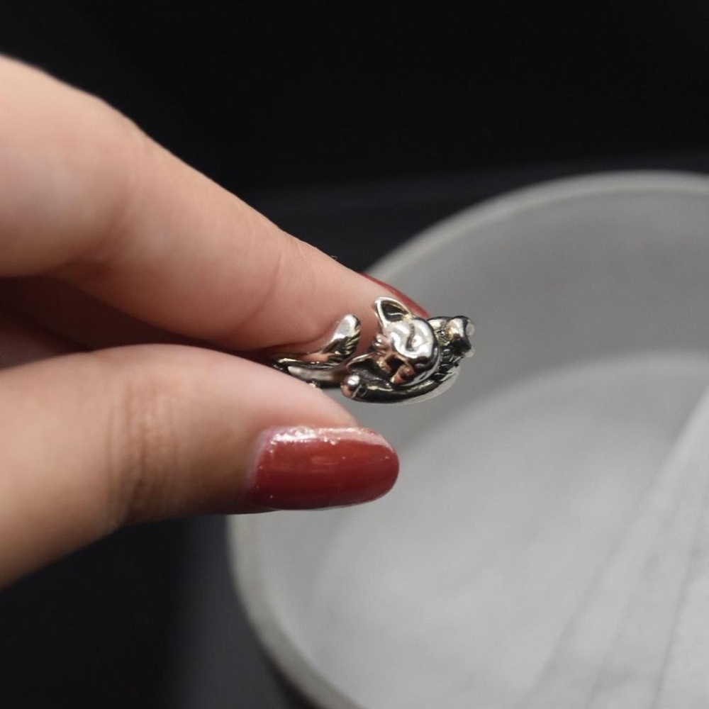 Cat Shaped Ring - Picture 4 of 6